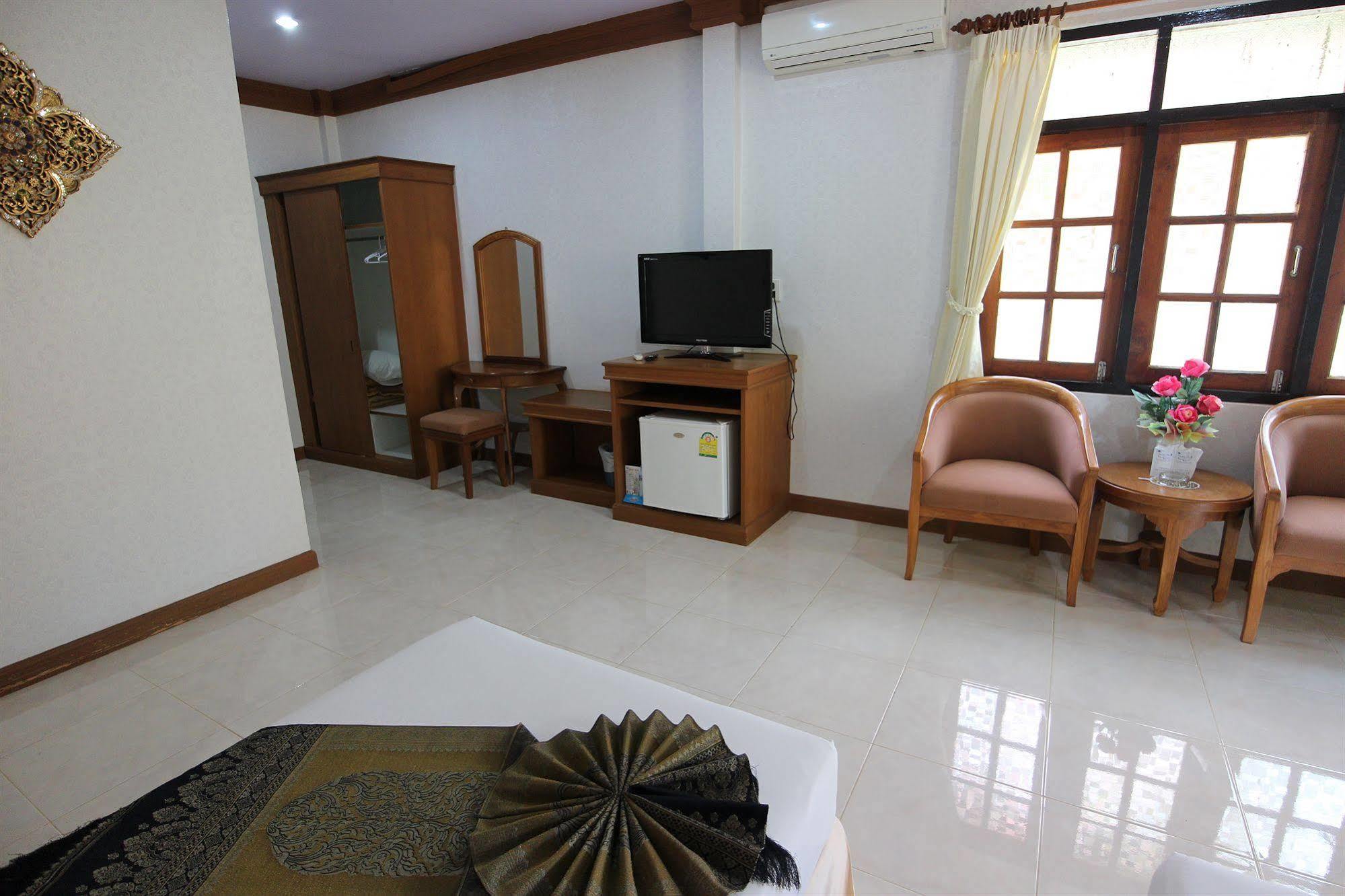 Lanta Villa Resort Ban Ai Dao Екстериор снимка
