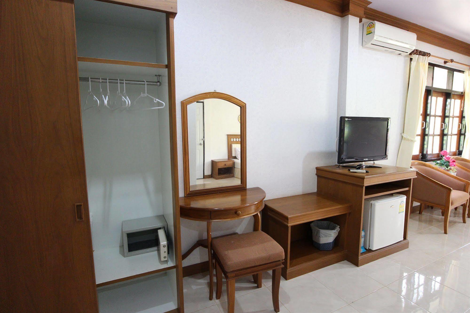 Lanta Villa Resort Ban Ai Dao Екстериор снимка