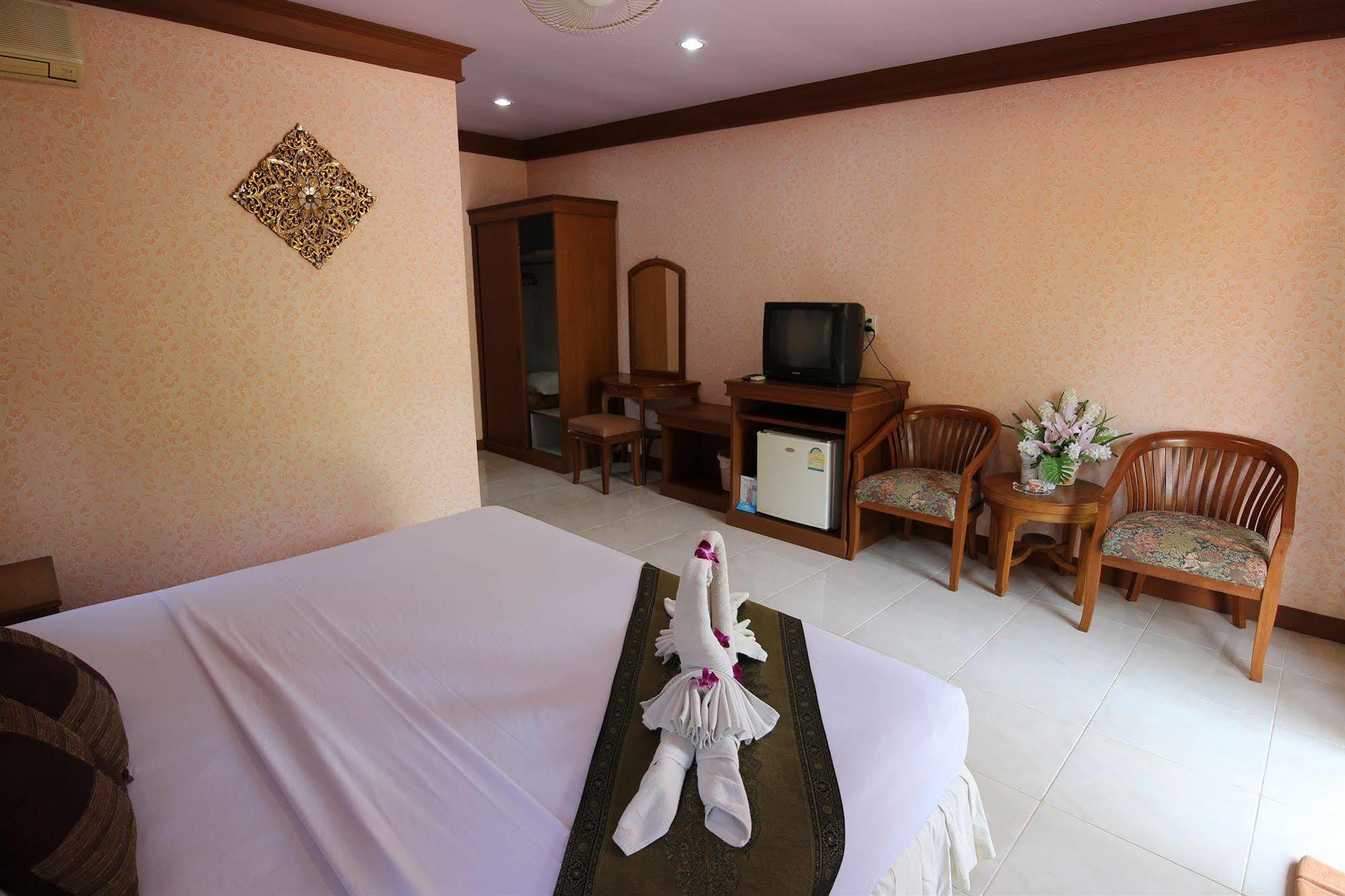 Lanta Villa Resort Ban Ai Dao Екстериор снимка