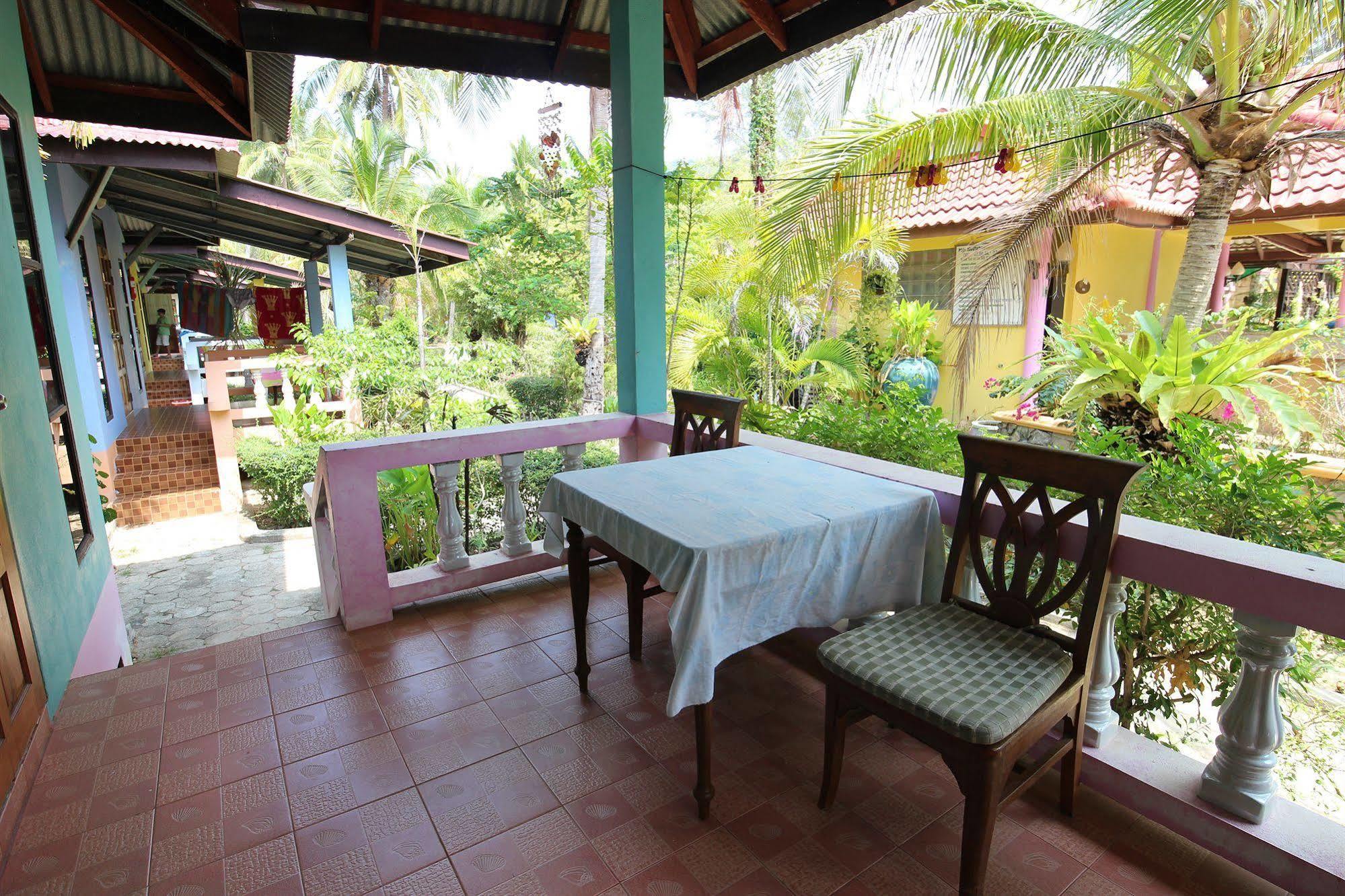 Lanta Villa Resort Ban Ai Dao Екстериор снимка