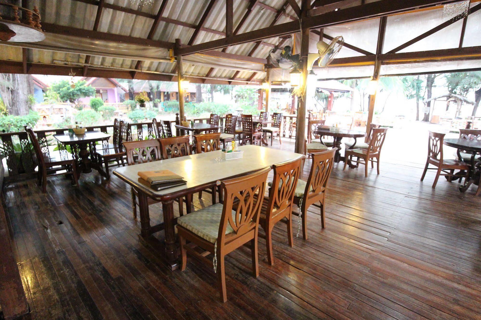 Lanta Villa Resort Ban Ai Dao Екстериор снимка