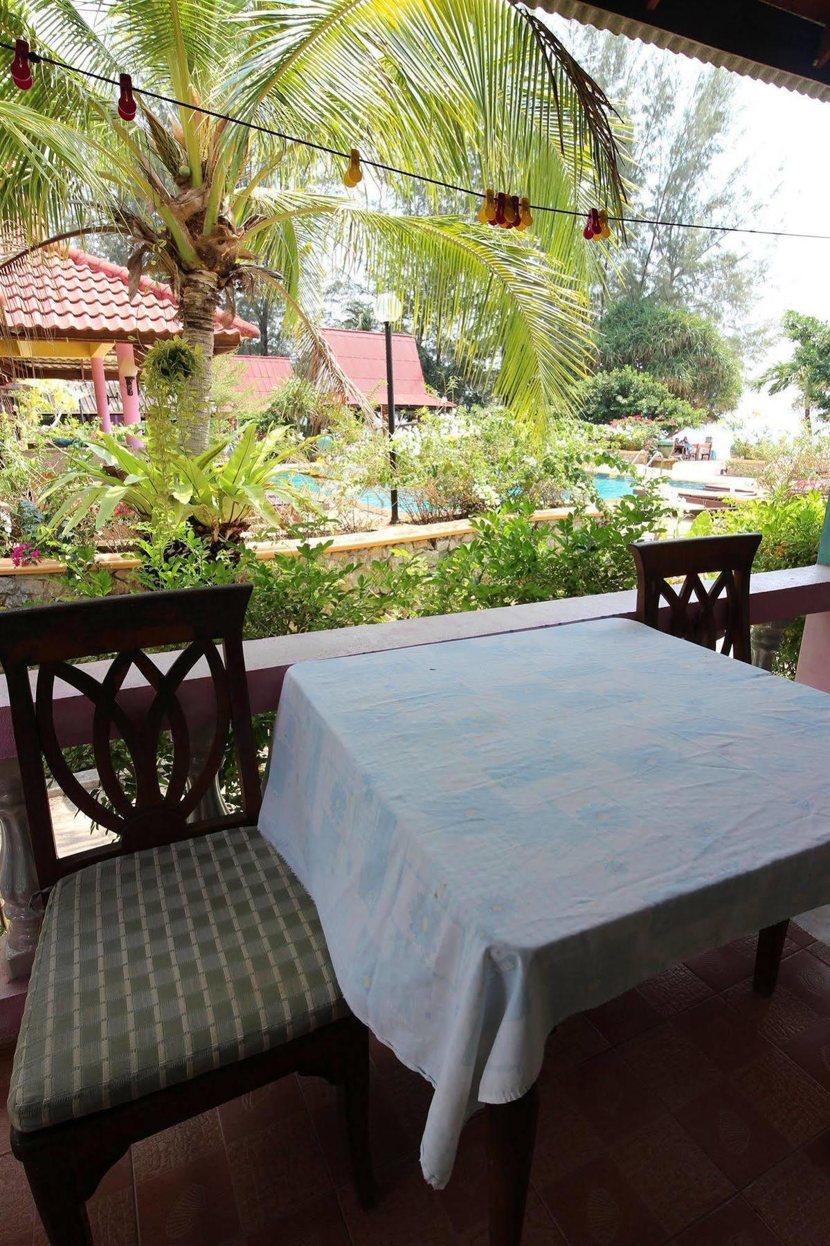 Lanta Villa Resort Ban Ai Dao Екстериор снимка